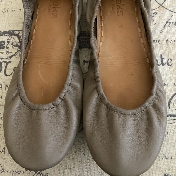 Tieks - Picture 1 of 12